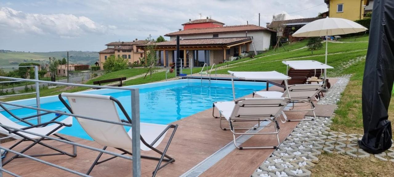 Casa Vacanza Con Piscina,Area Giochi Bambini. Santa Maria della Versa Bagian luar foto