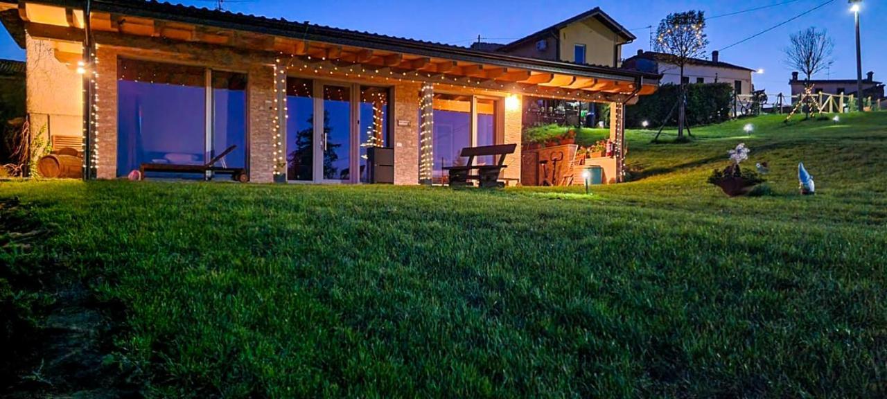 Casa Vacanza Con Piscina,Area Giochi Bambini. Santa Maria della Versa Bagian luar foto