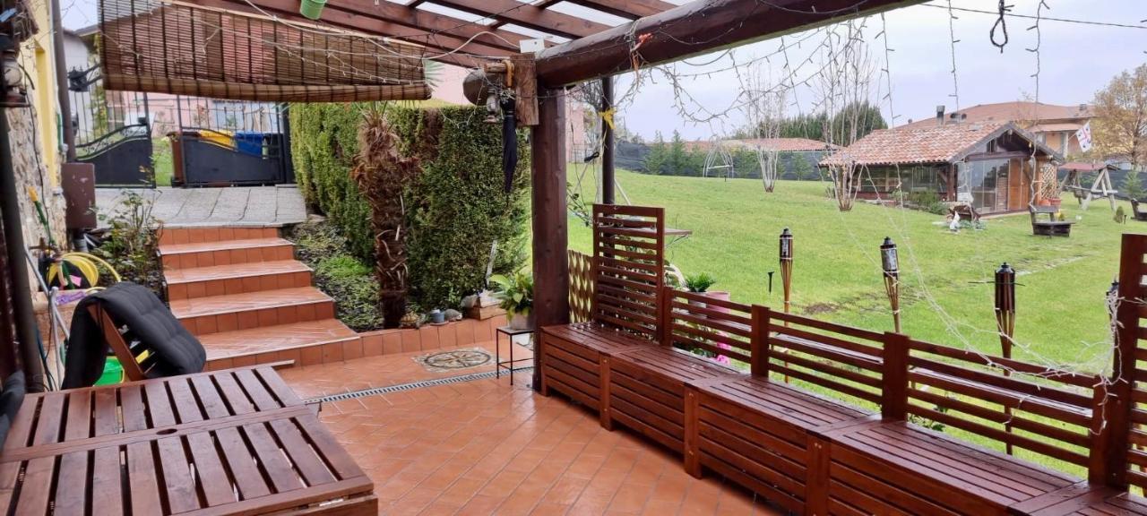 Casa Vacanza Con Piscina,Area Giochi Bambini. Santa Maria della Versa Bagian luar foto